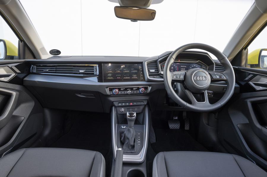 Торпедо Audi A1 citycarver 2019 года  (UK) (фото 39 из 40)